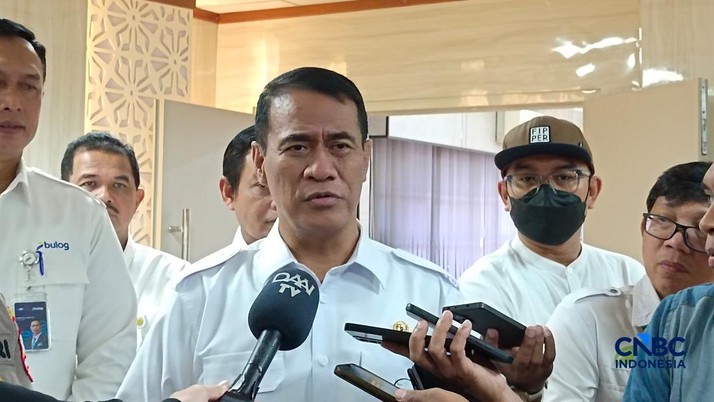 Amran Borong 10 Unit Alat Panjat Kelapa Pengganti Monyet dari ITS