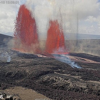 Gunung Kilauea Meletus, Lava Menyembur Setinggi 300 M ke Langit