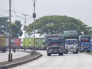 Nekat Operasi Saat Mudik, Truk Sumbu 3 Akan Ditindak Tegas