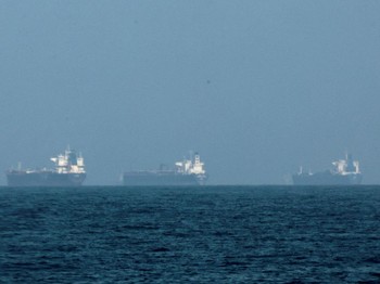 Strategi Baru Iran Lawan AS-Israel, Tebar Ranjau Laut di Selat Hormuz