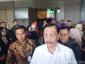 Luhut Blak-blakan 62% Subsidi Listrik-BBM Dinikmati Orang Mampu