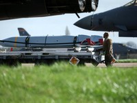 Iran Masih Kuat! Drone Teheran Hajar Pangkalan AS-Italia di Kuwait