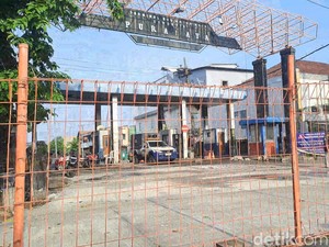Sempat Molor dari Target, Pintu Keluar Terminal Purabaya Sudah Dibuka