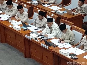 50 Ribuan Jemaah Umrah RI Masih di Saudi, 14.115 Berpotensi Tertahan