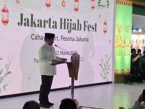 Buka Jakarta Hijab Festival, Pramono Ingin Tanah Abang Kembali Ramai