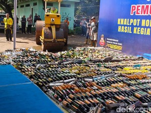 Ribuan Botol Miras dan Knalpot Bising Musnah di Stadion Ranggajati