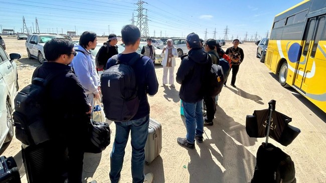 Pertamina Berhasil Pulangkan 19 Pekerja dari Irak-UEA ke Tanah Air