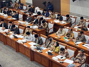 Menag Ungkap Ditjen Pesantren Tinggal Tunggu Tanda Tangan Prabowo