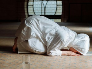 Jadwal Salat Jawa Timur Selsa 31 Maret 2026, Lengkap Seluruh Wilayah