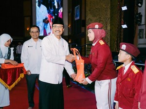 Gus Ipul Ajak Jajarannya Perkuat Solidaritas di Penghujung Ramadan