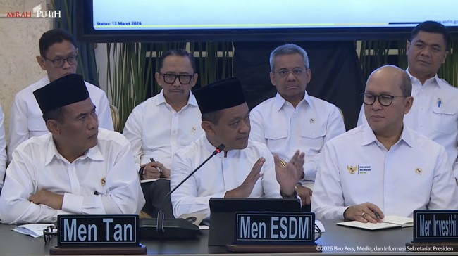 Lapor ke Prabowo, Bahlil Sebut Ada Insiden Impor Minyak dari Singapura