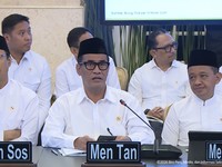 Amran Lapor Prabowo: Stok Beras RI 5,2 Juta Ton Cukup untuk 324 Hari