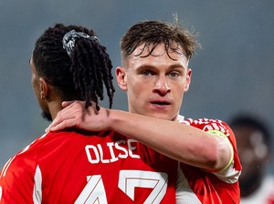 Dua Pemain Bayern Sengaja Dikartu Kuning Saat Bantai Atalanta?