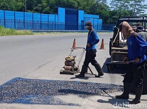 Anggaran Minim, Perbaikan Jalan Mangin Tasik Sebatas Tambal Sulam