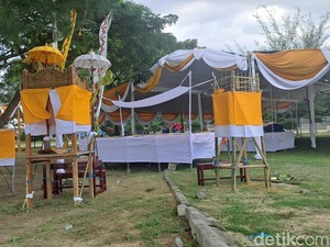 Umat Hindu Siapkan Upacara Melasti di Pantai Kenjeran Surabaya