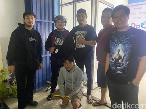 Admin Travel Umrah di Makassar Curi Uang Dolar-Riyal Rp 150 Juta buat Judol
