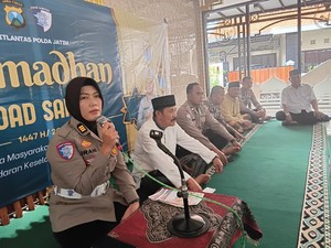 Polda Jatim Ajak Ibu PKK Sidoarjo Tertib Lalu Lintas Jelang Mudik