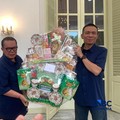 Usai Temui Gibran, Rismon Sianipar Dapat Parcel Besar dari Istana
