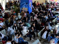 Terminal Kampung Rambutan Dipadati Pemudik Jelang Seminggu Lebaran