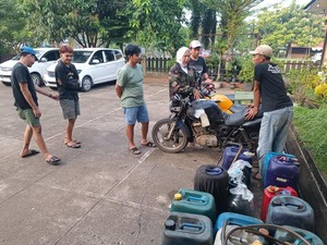 Antrean BBM Mengular Berhari-hari di Kalbar: Ricuh hingga Ditangkap