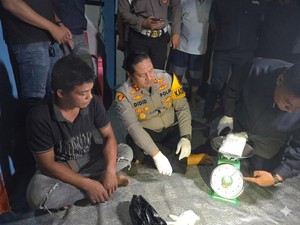 Warga Kembali Temukan Paket Diduga Kokain 1 Kg di Pantai Selayar