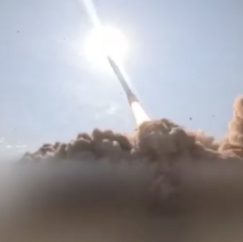 Detik-Detik Iran Tembak Rudal Balistik 23 Ton Sejjil, Bombardir Israel