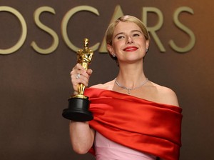 Video: Dari Jessie Buckley untuk Para Perempuan di Oscar