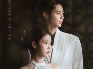 9 Drama Korea Terbaik IU, Terbaru Perfect Crown