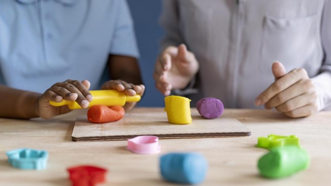 Play Therapy: Obat Revolusioner untuk Jiwa Anak RI yang Tersendat