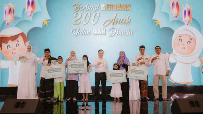 Karyawan PTFI Gelar Santunan dan Ajak 700 Anak Yatim Buka Puasa Bersama