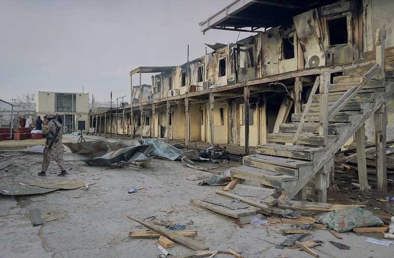 Kondisi rumah sakit rehabilitasi pengguna narkoba yang hancur akibat serangan udara Pakistan di Kabul, Afghanistan, Selasa (17/3/2026). (REUTERS/Sayed Hassib)