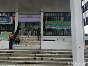 Intip Arsitektur Unik Masjid Jami Al Huriyyah yang Mepet Stasiun Pasar Minggu