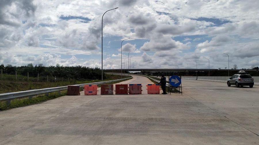 Rekayasa lalu lintas di keluar Tol Fungsional Palembang-Betung. (Dok. Hutama Karya)