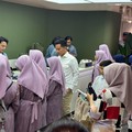 Jelang Lebaran, Gibran Belanja Baju Baru Bareng Anak Panti di Blok M