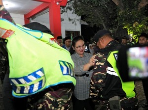 Walkot Agustina Puji Kolaborasi GP Ansor-KNPI Buka Posko Layani Mudik