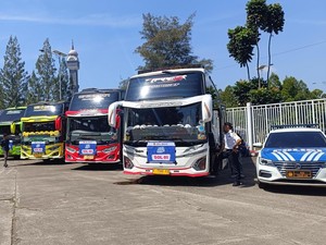 4.000 Warga Bogor Berangkat Mudik Gratis dari Stadion Pakansari