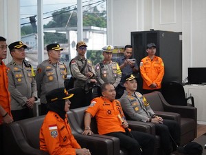 Kabasarnas Tinjau Arus Mudik di Pos Gadog Bogor, Pastikan Kesiapan Personel