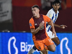 Persaingan Juara Borneo dan Persib Sengit, I.League Siapkan Trofi Replika