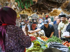 Jelang Lebaran, Ahmad Luthfi Kembali Sidak Harga Bapok di Pasar