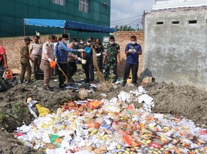 Karantina Sumut Musnahkan 5 Ton Mangga Ilegal Asal Vietnam