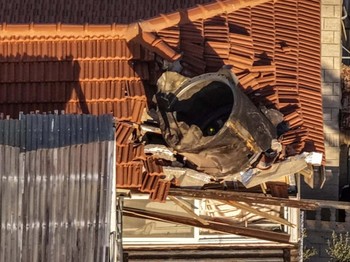 Iron Dome Jebol, Penampakan Rudal Iran Tembus Atap Rumah Israel