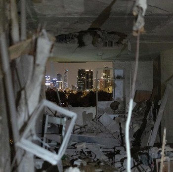 Iron Dome Bobol Lagi, Bangunan Rusak & Makan Korban Jiwa