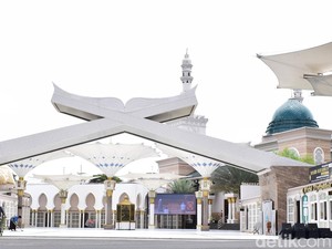 Indahnya Masjid Ar Rahman Kota Blitar, Replika Masjid Nabawi