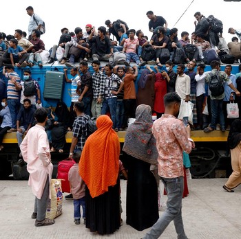 Mirip Indonesia 90-an, Potret Mudik Lebaran Ekstrem di Bangladesh