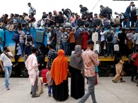 Mirip Indonesia 90-an, Potret Mudik Lebaran Ekstrem di Bangladesh