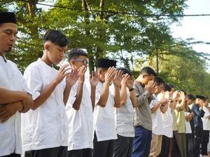 Fenomena Ibadah Campuran di Idul Fitri Tahun Ini