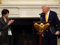 Jawaban Tidak Terduga Trump Saat Ditanya Alasan Tiba-Tiba Serang Iran