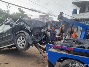 Terios Tabrak Tembok-Masuk Sawah di Kasihan Bantul, 1 Orang Tewas