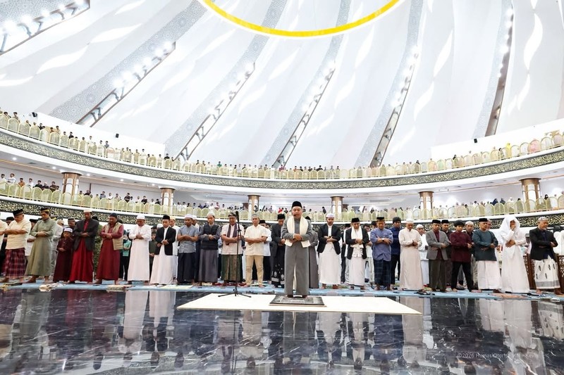 Masjid Negara di Ibu Kota Nusantara (IKN) untuk pertama kalinya menyelenggarakan Salat Idulfitri 1447 Hijriah pada 1 Syawal yang jatuh pada Sabtu (21/3/2026). (Dok. Humas Otorita Ibu Kota Nusantara)