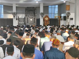 Prabowo Salat Id di Aceh, Muzani: Solidaritas ke Saudara yang Kena Musibah